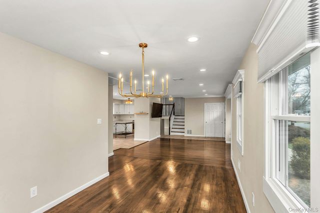 5 Nita Street, East Northport, NY 11731