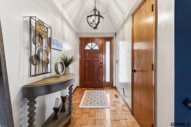 12065 Iva Street, Gretna, NE 68028