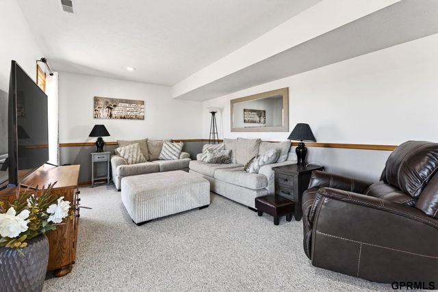 12065 Iva Street, Gretna, NE 68028