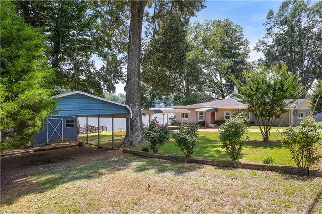 440 Lakeshore Drive, Lexington, NC 27292