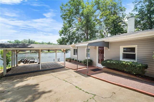 440 Lakeshore Drive, Lexington, NC 27292