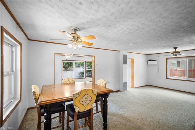 440 Lakeshore Drive, Lexington, NC 27292