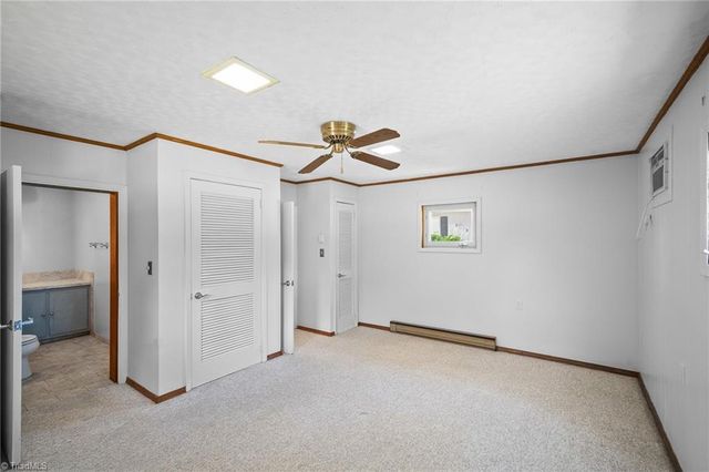 440 Lakeshore Drive, Lexington, NC 27292