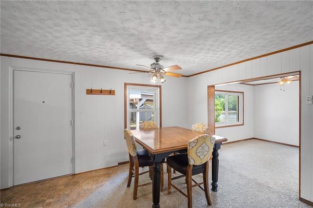 440 Lakeshore Drive, Lexington, NC 27292