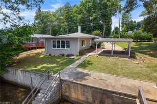 440 Lakeshore Drive, Lexington, NC 27292