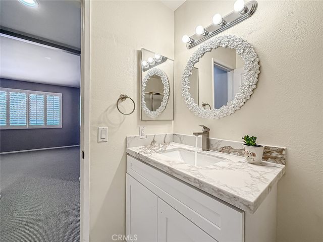 4786 Saltino Way, Oak Park, CA 91377
