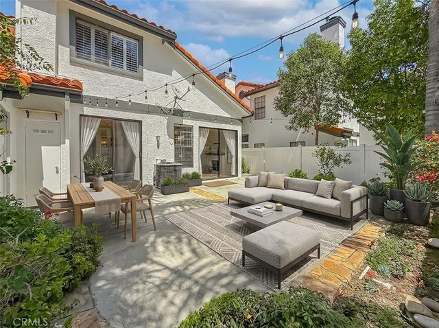 4786 Saltino Way, Oak Park, CA 91377