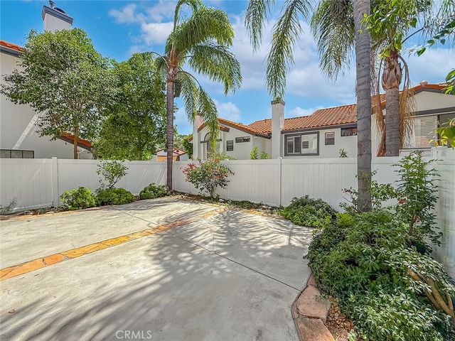 4786 Saltino Way, Oak Park, CA 91377