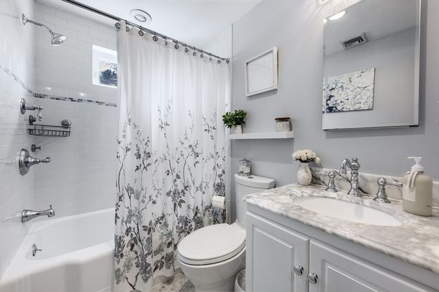 4 Magnolia Ter, Stoneham, MA 02180