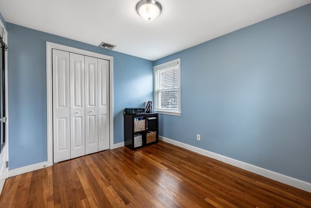 4 Magnolia Ter, Stoneham, MA 02180