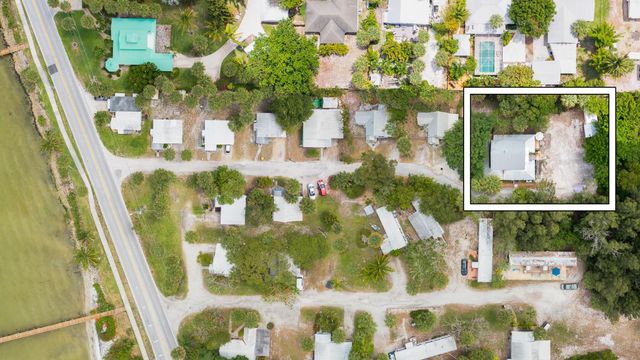 2172 NE Poinciana Terrace, Jensen Beach, FL 34957
