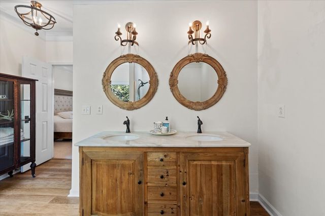 1802 Somerset Dr, Murfreesboro, TN 37129