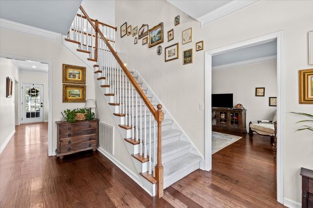 1802 Somerset Dr, Murfreesboro, TN 37129