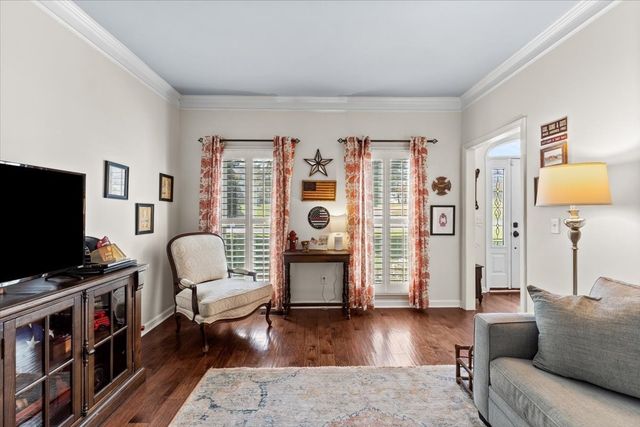 1802 Somerset Dr, Murfreesboro, TN 37129