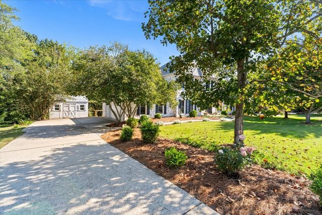 1802 Somerset Dr, Murfreesboro, TN 37129