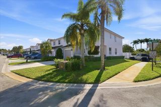 16890 SW 1st Manor 1, Pembroke Pines, FL 33027