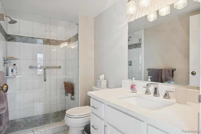 61049 Greenwood Drive, South Lyon, MI 48178