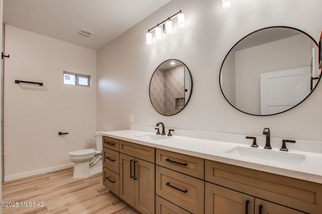 3272 W Athenee Court, Tucson, AZ 85746