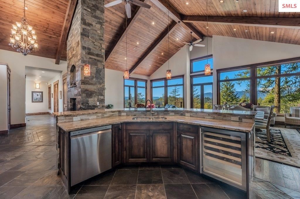 1028 S Idaho Club Drive, Sandpoint, ID 83864 photo 12