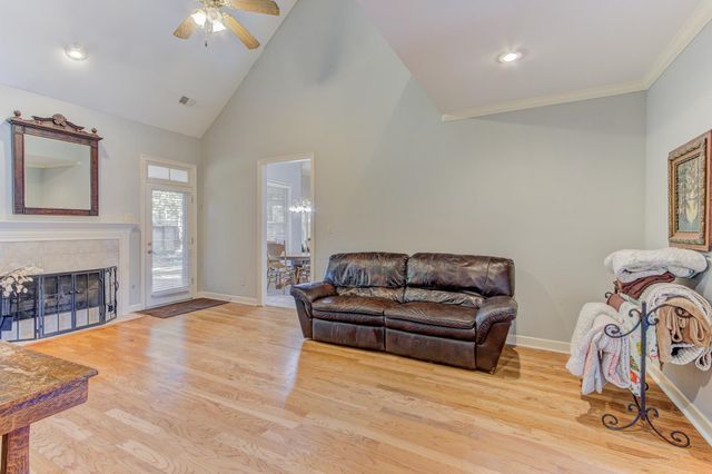 219 NORTHCROSS PL W, Collierville, TN 38017