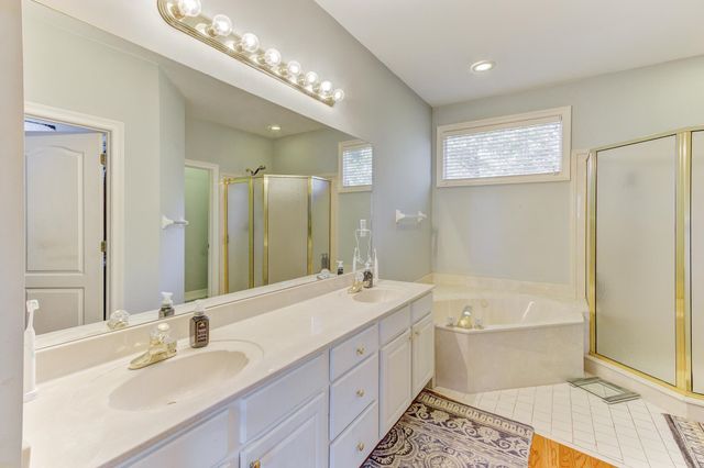 219 NORTHCROSS PL W, Collierville, TN 38017