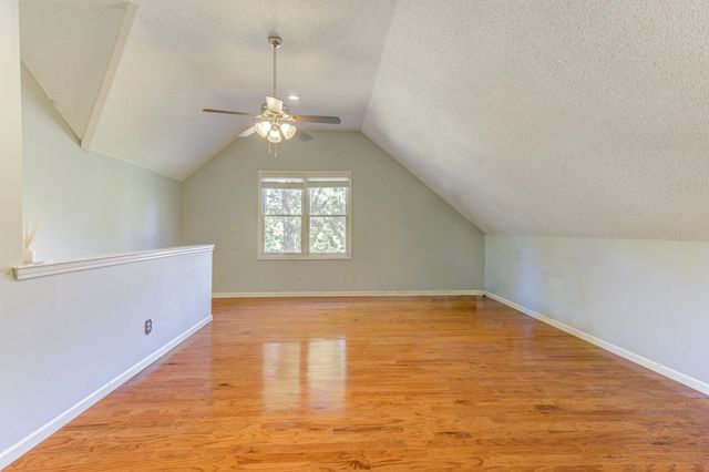 219 NORTHCROSS PL W, Collierville, TN 38017