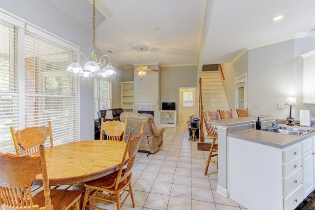 219 NORTHCROSS PL W, Collierville, TN 38017