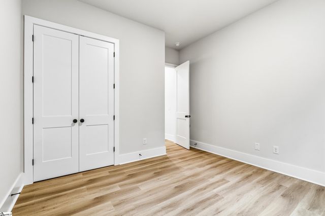 548 Verdae Drive, Spartanburg, SC 29301