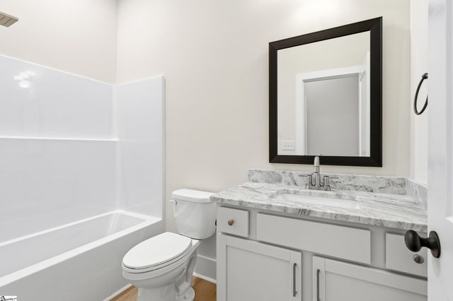 548 Verdae Drive, Spartanburg, SC 29301
