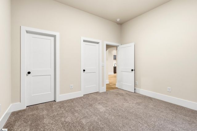 548 Verdae Drive, Spartanburg, SC 29301