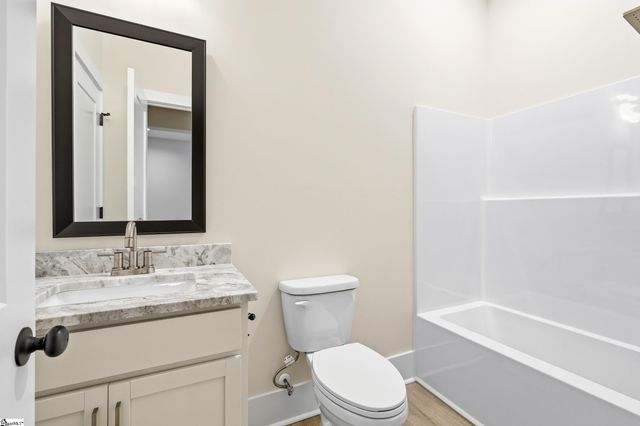 548 Verdae Drive, Spartanburg, SC 29301