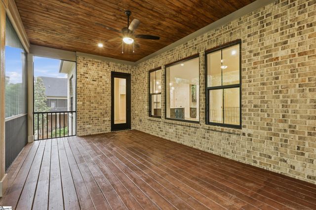 548 Verdae Drive, Spartanburg, SC 29301
