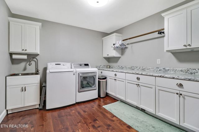 51 W Creek Drive, Crossville, TN 38572