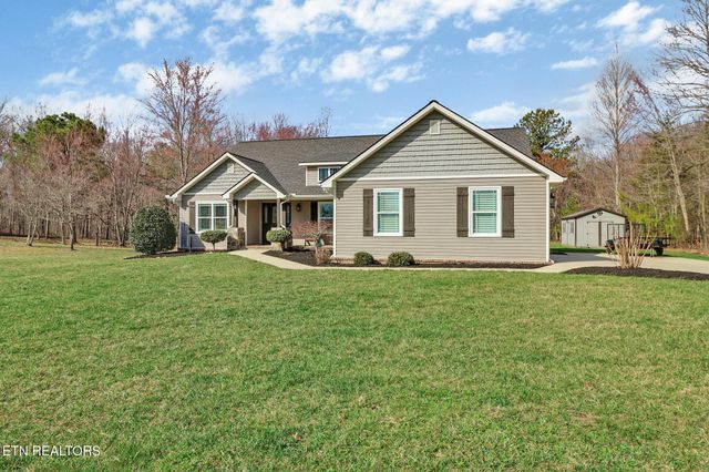 51 W Creek Drive, Crossville, TN 38572