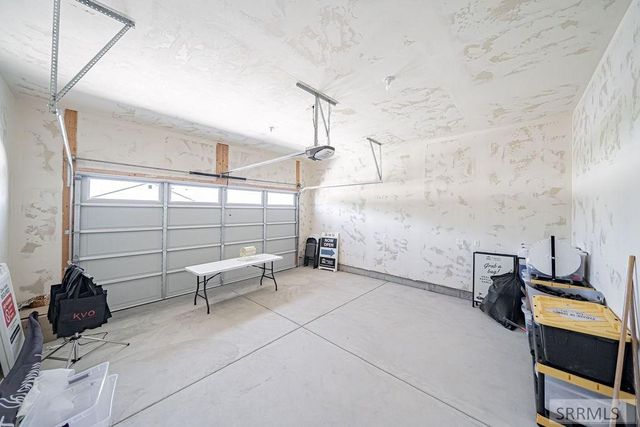 6469 Ender Ln, Idaho Falls, ID 83401