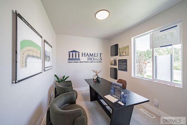 6469 Ender Ln, Idaho Falls, ID 83401