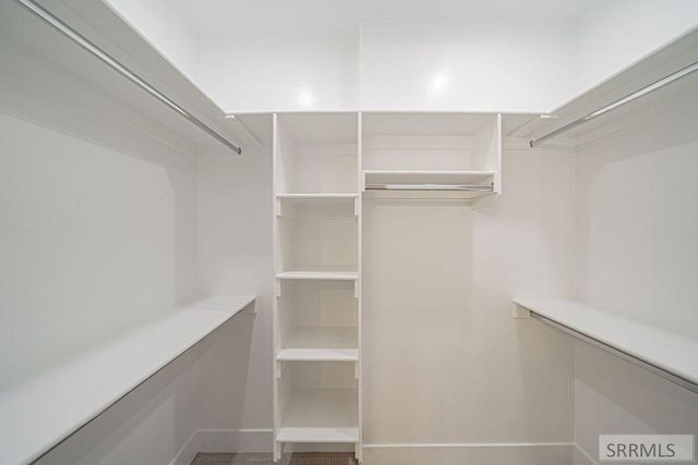 6469 Ender Ln, Idaho Falls, ID 83401