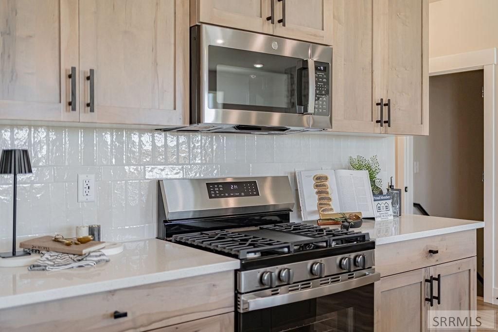 Image 17 of property listing at 6469 Ender Ln, Idaho Falls, ID 83401