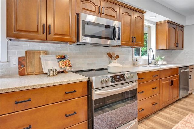 2573 Bonds Lake Road NW, Conyers, GA 30012