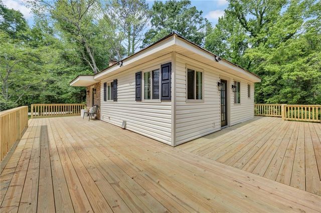 2573 Bonds Lake Road NW, Conyers, GA 30012