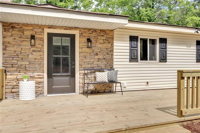 2573 Bonds Lake Road NW, Conyers, GA 30012