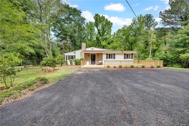 2573 Bonds Lake Road NW, Conyers, GA 30012