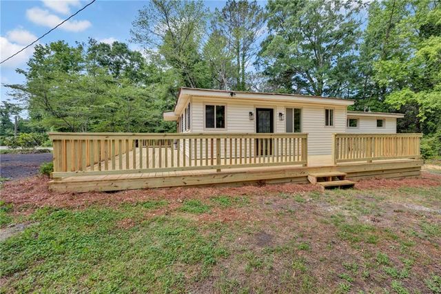 2573 Bonds Lake Road NW, Conyers, GA 30012
