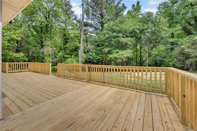 2573 Bonds Lake Road NW, Conyers, GA 30012