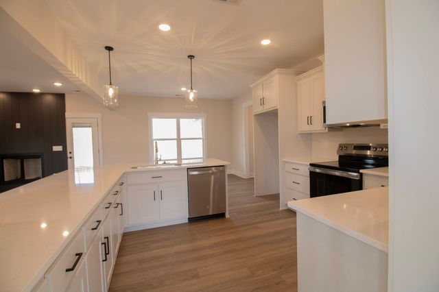 265 Bridle Path Lane, Hartsville, TN 37074