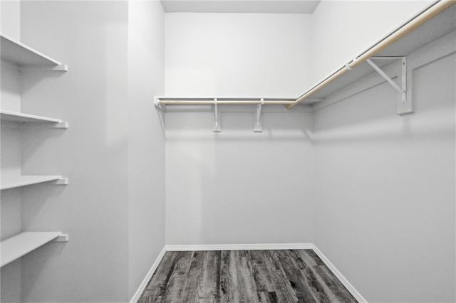 21407 W 216th Street, Spring Hill, KS 66083