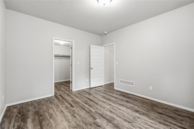 21407 W 216th Street, Spring Hill, KS 66083