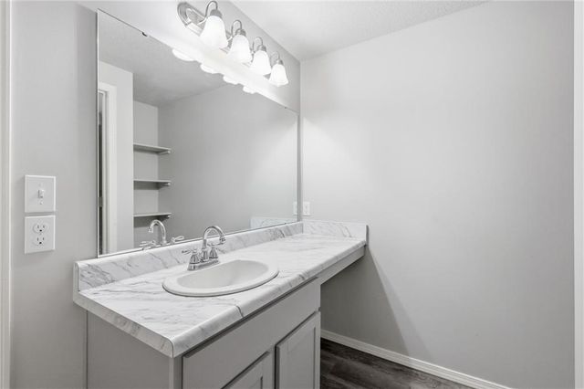 21407 W 216th Street, Spring Hill, KS 66083