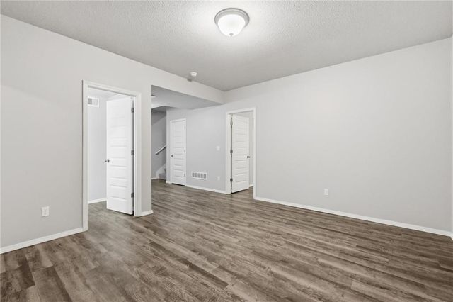 21407 W 216th Street, Spring Hill, KS 66083