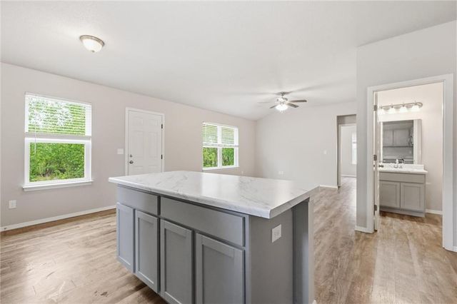 21407 W 216th Street, Spring Hill, KS 66083